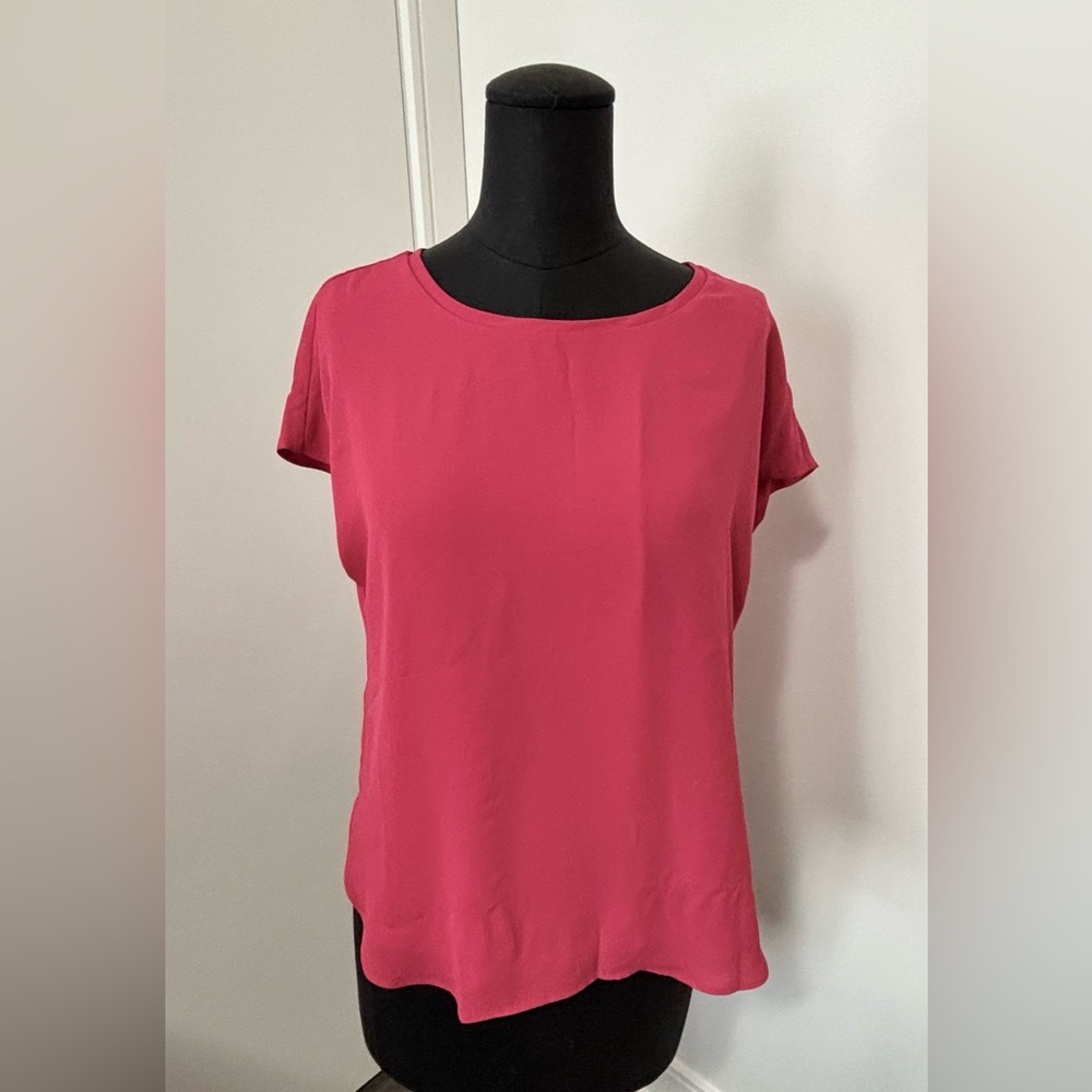 RW&CO. Oversized Silky Crepe Crew-Neck Short Sleeve Blouse